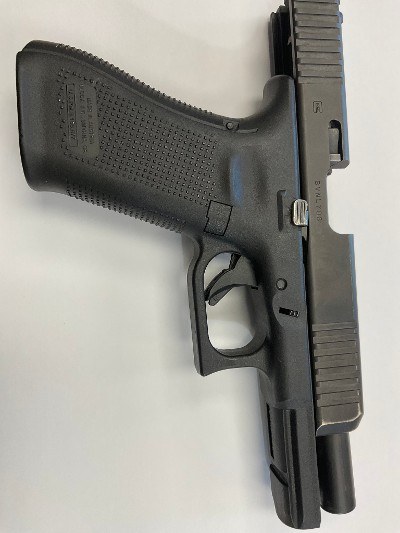 GLOCK G22 GEN5 .40 CALIBER - Image 5 of 7