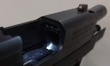 SMITH & WESSON M&P40 SHIELD .40 S&W - Image 5 of 12