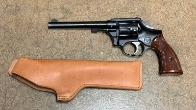 HIGH STANDARD SENTINEL DELUXE R-107 .22 LR - Image 1 of 8