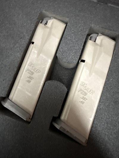 SIG SAUER P229 LEGION .40 S&W - Image 7 of 8