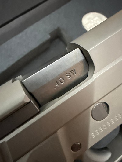 SIG SAUER P229 LEGION .40 S&W - Image 6 of 8