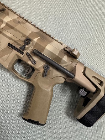 AERO PRECISION M4E1 .300 AAC BLACKOUT - Image 8 of 13