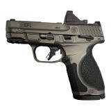 SMITH & WESSON M&P M2.0 BUNDLE 9MM LUGER (9x19 PARA) - Image 1 of 11