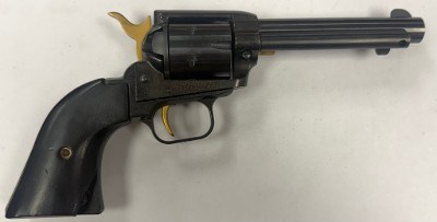 HERITAGE ARMS ROUGH RIDER .22 LR - Image 1 of 15