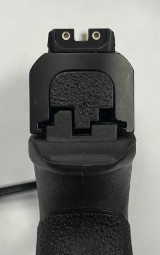 SMITH & WESSON M&P9 9MM LUGER (9X19 PARA) - Image 4 of 11