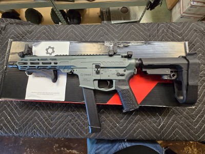 CMMG BANSHEE MKGS 9MM LUGER (9X19 PARA) - Image 1 of 6