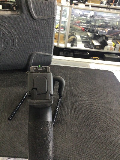 SIG SAUER P365 XL 9MM LUGER (9X19 PARA) - Image 4 of 5