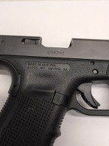 GLOCK 22 GEN 4 .40 - Image 10 of 12