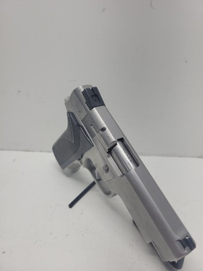 SMITH & WESSON 4046 40 Smith & Wesson - Image 6 of 10