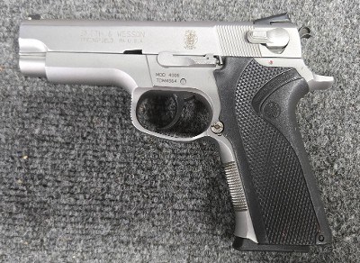 SMITH & WESSON 4006 .40 CALIBER - Image 1 of 5