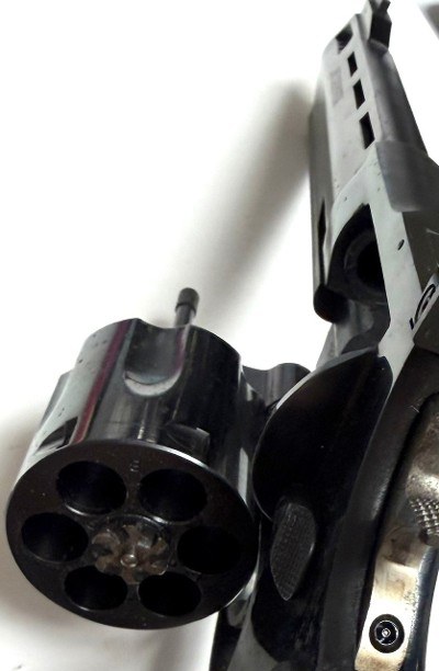 TAURUS RAGING BULL .44 MAGNUM - Image 8 of 13