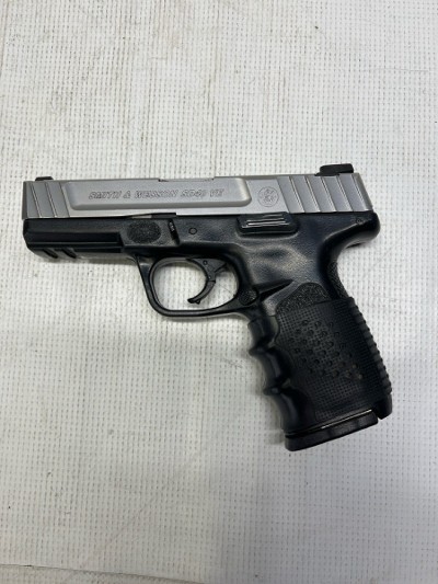 SMITH & WESSON SD40VE 40 Smith & Wesson - Image 1 of 10