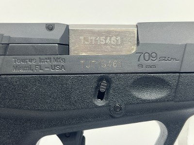 TAURUS 709 SLIM FS 9MM LUGER (9x19 PARA) - Image 2 of 4