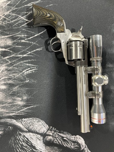 RUGER NEW MODEL SUPER BLACKHAWK .44 MAGNUM - Image 2 of 5