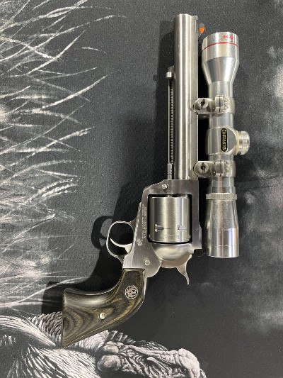 RUGER NEW MODEL SUPER BLACKHAWK .44 MAGNUM - Image 1 of 5