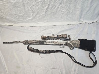 SAVAGE ARMS 10 .243 WIN - Image 1 of 12