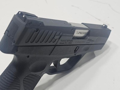 TAURUS 709 SLIM 9MM LUGER (9x19 PARA) - Image 7 of 9