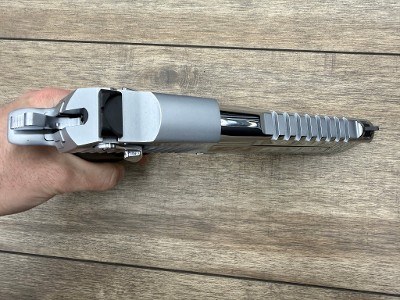 MAGNUM RESEARCH DESERT EAGLE MK XIX .44 MAGNUM - Image 3 of 5