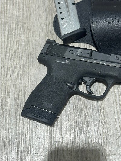 SMITH & WESSON M&P9 SHIELD M2.0 9MM LUGER (9x19 PARA) - Image 2 of 9
