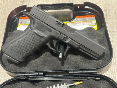 GLOCK G21 .45 ACP - Image 5 of 14
