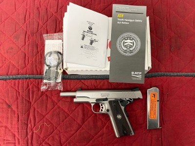 RUGER SR1911 STANDARD .45 ACP - Image 2 of 3