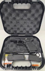 GLOCK 23 GEN 3 40 Smith & Wesson - Image 2 of 9