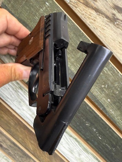 TAURUS PT22 .22 LR - Image 3 of 6