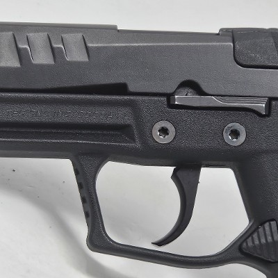 KELTEC P15 9MM LUGER (9x19 PARA) - Image 3 of 25