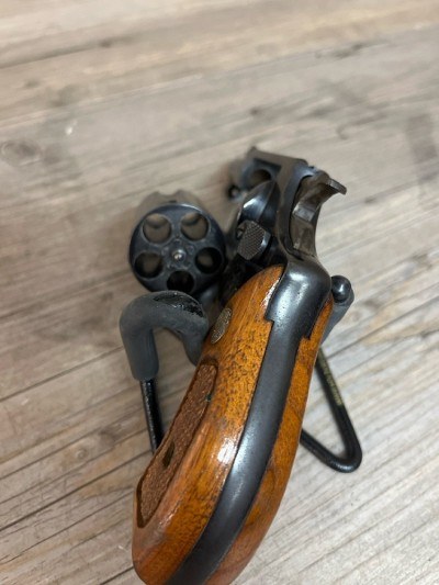 SMITH & WESSON 36-2 .38 S&W - Image 3 of 9