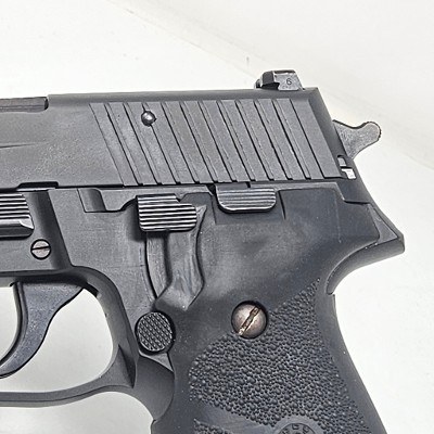 SIG SAUER P226R .40 S&W - Image 4 of 25