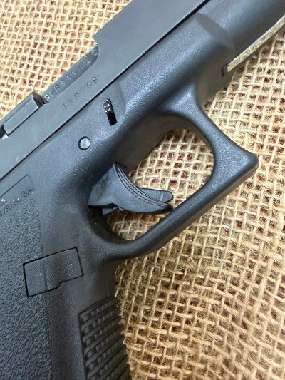 GLOCK 19 Gen2 9MM LUGER (9x19 PARA) - Image 7 of 14