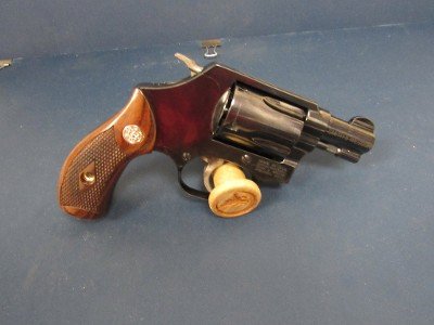 SMITH & WESSON MODEL 36 .38 SPL +P - Image 2 of 3
