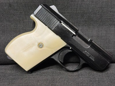 LORCIN ENGINEERING CO L-25 25 Auto - Image 2 of 6