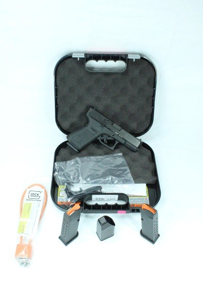 GLOCK 19CV 9MM LUGER (9x19 PARA) - Image 1 of 19