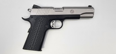 RUGER SR1911 .45 ACP - Image 1 of 5