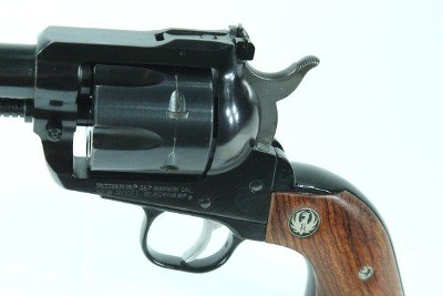 RUGER NEW MODEL BLACKHAWK .357 MAG - Image 20 of 22