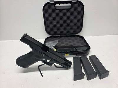 GLOCK 17 GEN 5 9MM LUGER (9x19 PARA) - Image 1 of 11