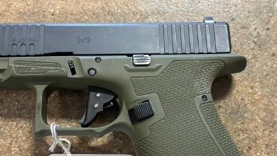 GRIT GRIPS 19 GEN 3 CLONE 9MM LUGER (9x19 PARA) - Image 2 of 10