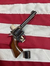 H&R 686 .22LR/.22MAG - Image 1 of 6