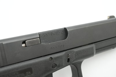 GLOCK 22 .40 S&W - Image 10 of 21