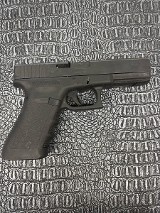 GLOCK 17 9MM LUGER (9x19 PARA) - Image 1 of 5