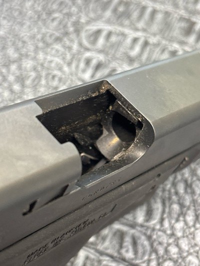 GLOCK 17 9MM LUGER (9x19 PARA) - Image 4 of 5