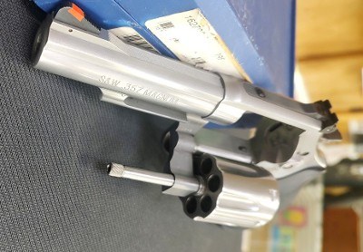 SMITH & WESSON 66-6 .357 MAG - Image 6 of 7