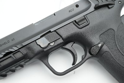 SMITH & WESSON Shield 380 EZ .380 ACP - Image 16 of 23