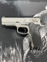 SMITH & WESSON Model 4006 .40 S&W - Image 5 of 6