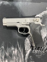 SMITH & WESSON Model 4006 .40 S&W - Image 4 of 6