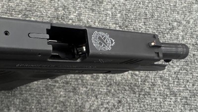 SPRINGFIELD ARMORY XD-40 .40 S&W - Image 3 of 9
