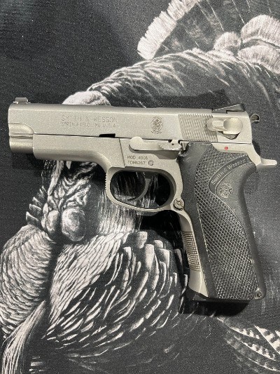 SMITH & WESSON Model 4006 .40 S&W - Image 3 of 6