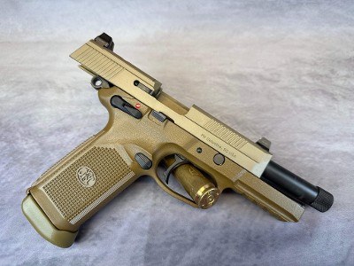 FN FNX-45 .45 ACP - Image 4 of 8