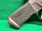 SIG SAUER P365 FUSE 9MM LUGER (9x19 PARA) - Image 3 of 25